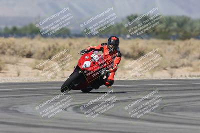 media/Oct-13-2025-Moto Forza (Mon) [[a66d839500]]/3-B Group/Session 3 (Turn 16)/